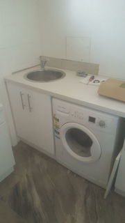 Laundry fit-off after